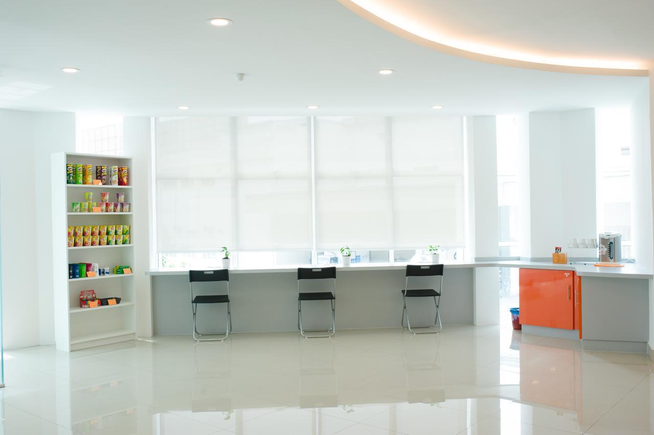 1Orange Hotel Sri Petaling Kuala Lumpur Extérieur photo